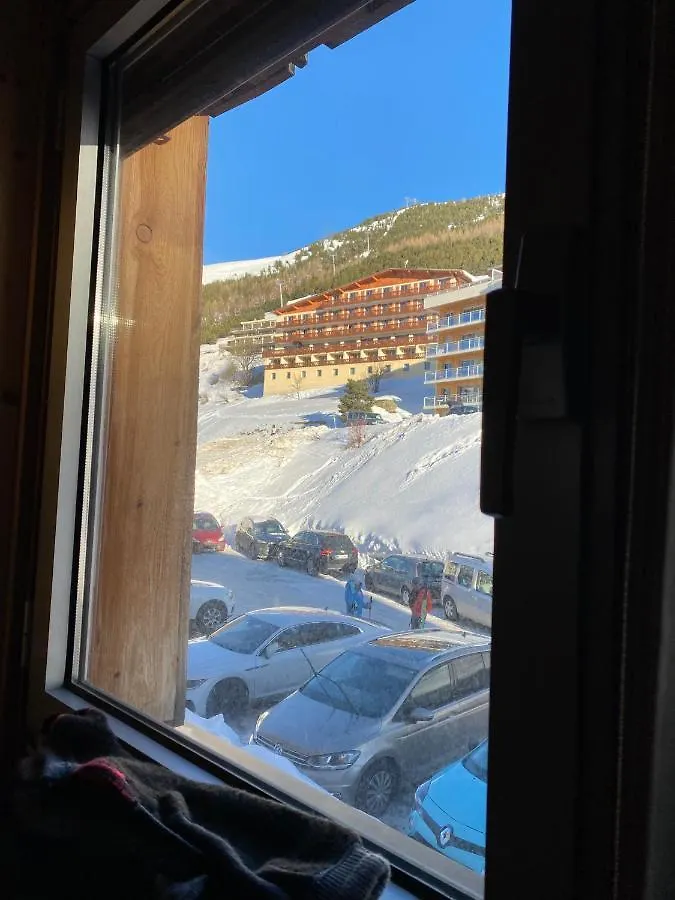 Large Apartment With Breathtaking View At The Foot Of The Slopes Huez